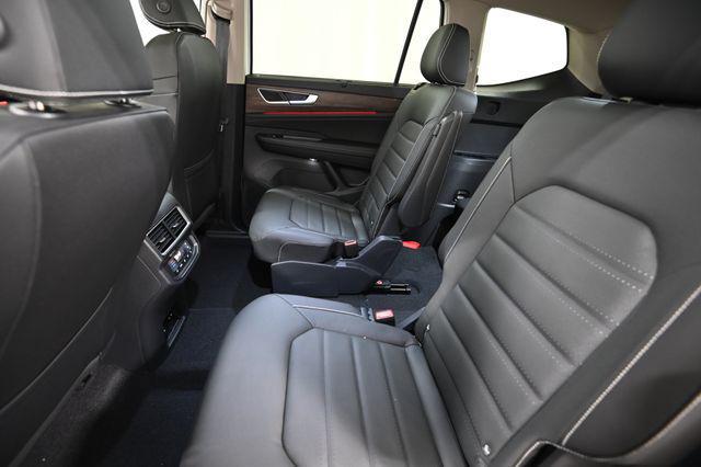 new 2026 Volkswagen Atlas car, priced at $51,463