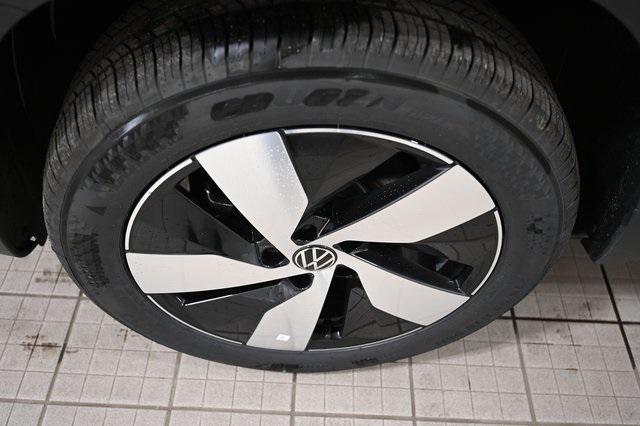 new 2026 Volkswagen Taos car, priced at $28,778