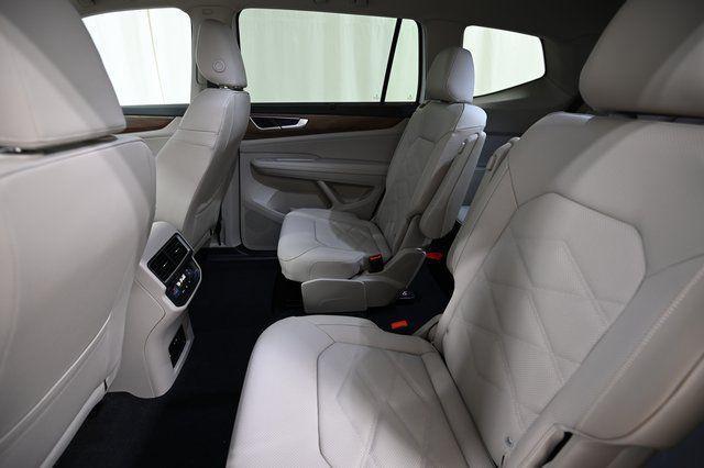 new 2026 Volkswagen Atlas car, priced at $48,325