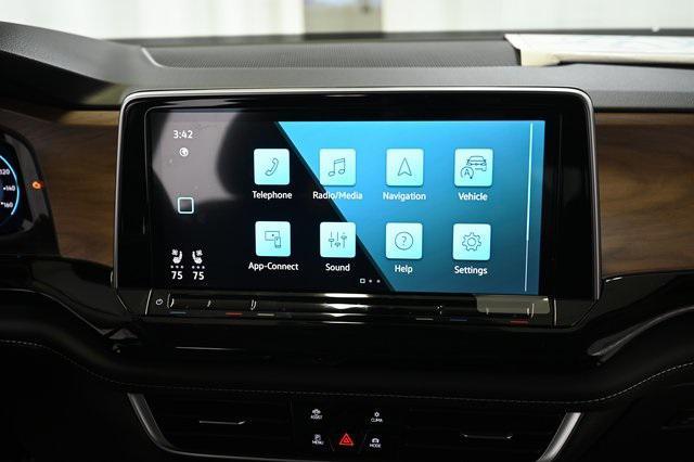 new 2026 Volkswagen Atlas car, priced at $46,144