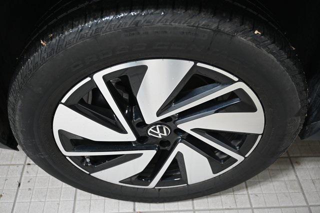 used 2024 Volkswagen Atlas car, priced at $33,990