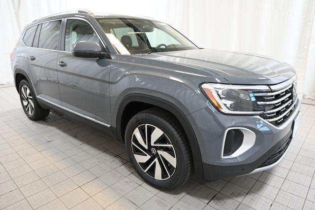 new 2026 Volkswagen Atlas car, priced at $49,362