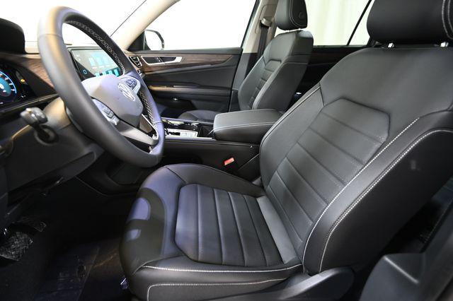 new 2026 Volkswagen Atlas car, priced at $49,362