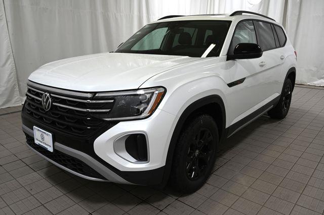 new 2026 Volkswagen Atlas car, priced at $46,898