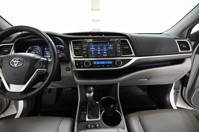 used 2019 Toyota Highlander Hybrid car, priced at $27,990