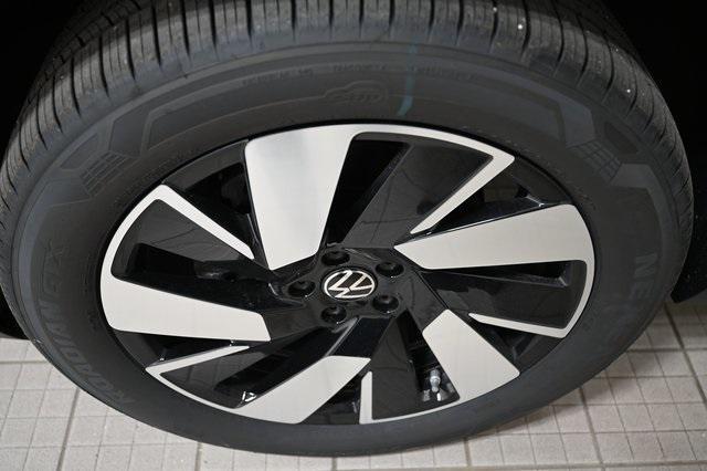 new 2025 Volkswagen Atlas Cross Sport car, priced at $43,088