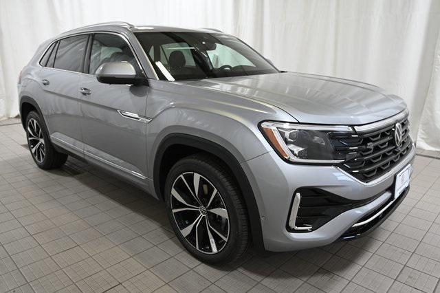 new 2026 Volkswagen Atlas Cross Sport car, priced at $54,101