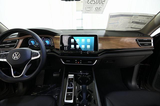 new 2026 Volkswagen Atlas car, priced at $44,376