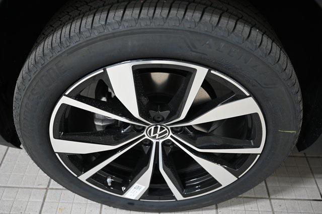 new 2026 Volkswagen Atlas car, priced at $53,483