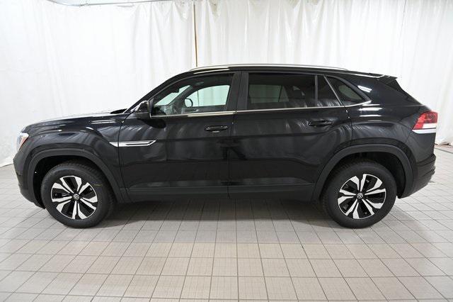 new 2026 Volkswagen Atlas Cross Sport car, priced at $39,885