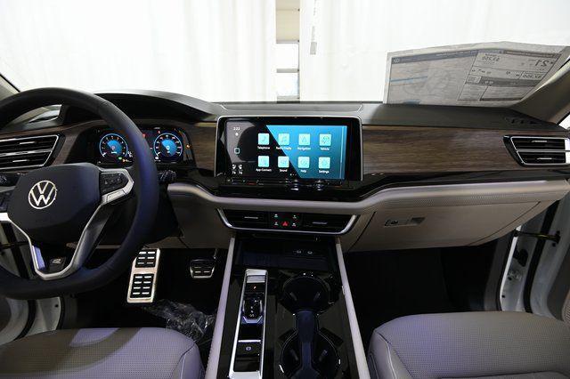 new 2026 Volkswagen Atlas car, priced at $55,874