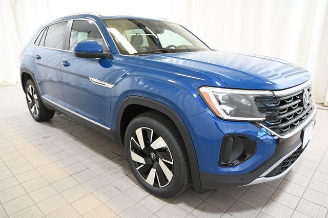 new 2026 Volkswagen Atlas Cross Sport car, priced at $46,611