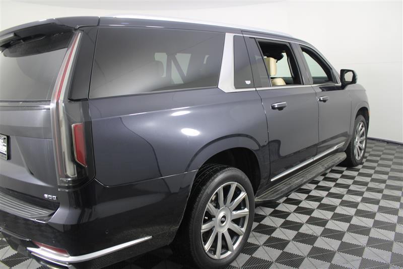 used 2023 Cadillac Escalade ESV car, priced at $59,995