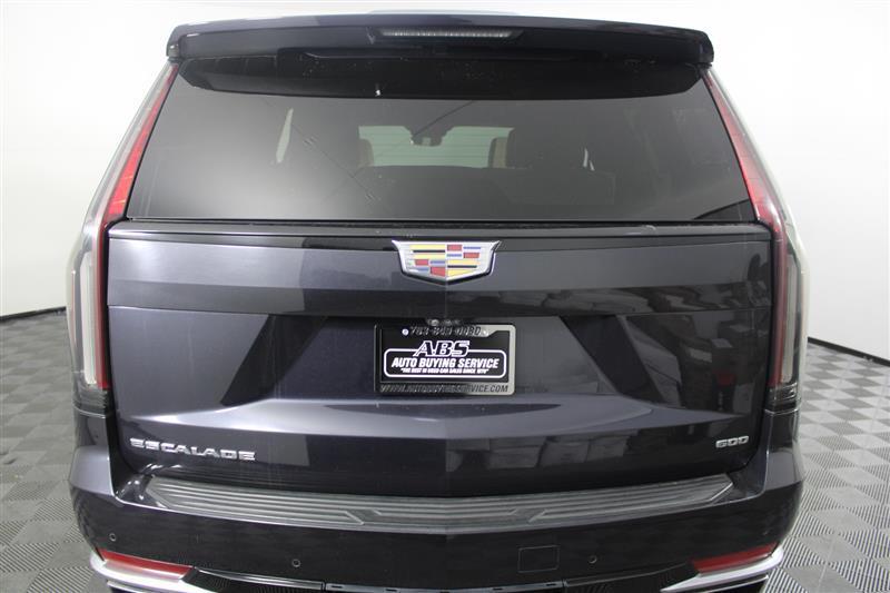 used 2023 Cadillac Escalade ESV car, priced at $59,995
