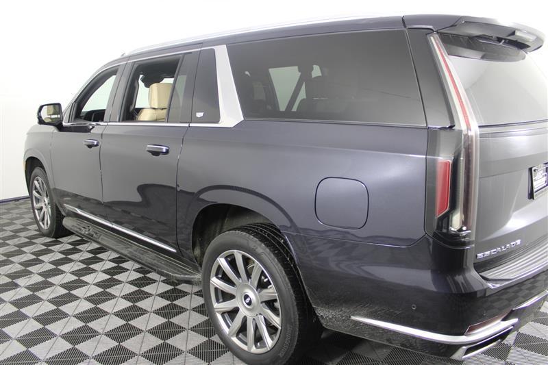 used 2023 Cadillac Escalade ESV car, priced at $59,995