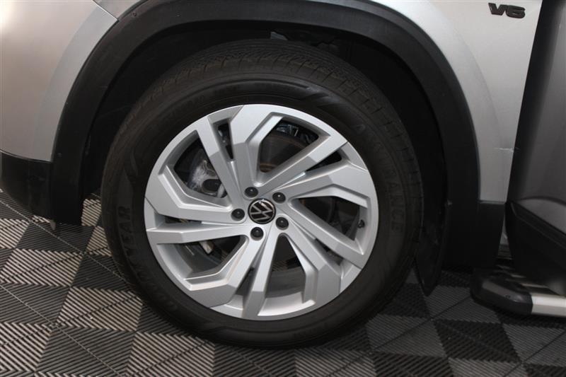 used 2021 Volkswagen Atlas car, priced at $18,995