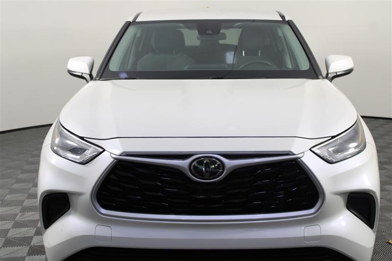 used 2021 Toyota Highlander car, priced at $23,995