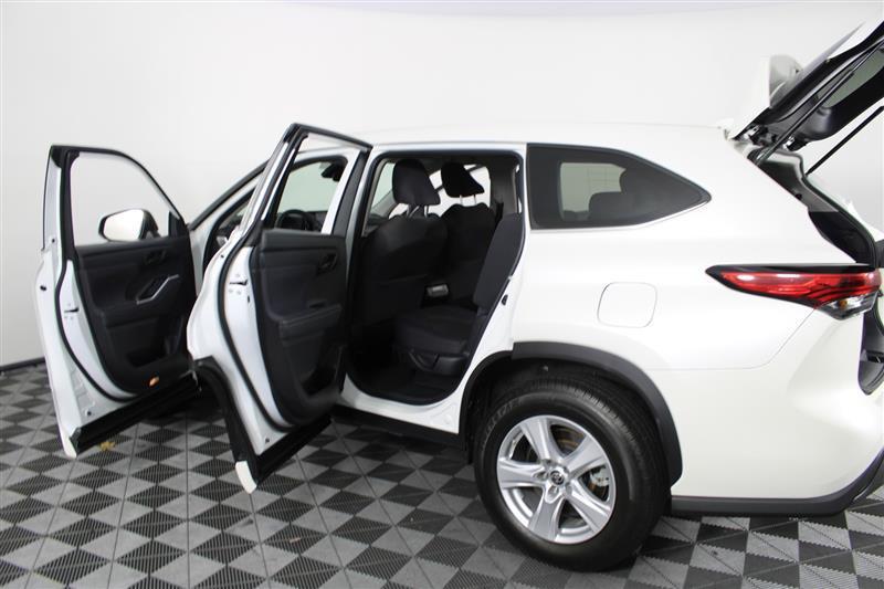 used 2021 Toyota Highlander car, priced at $23,995