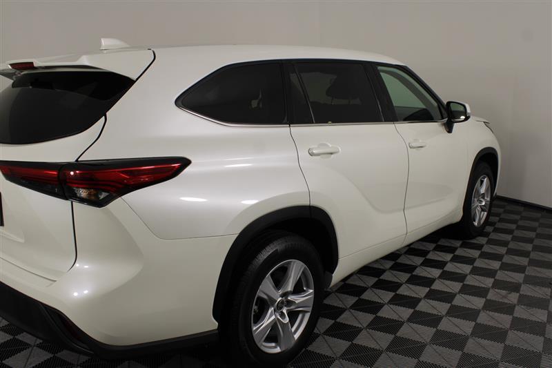 used 2021 Toyota Highlander car, priced at $23,995