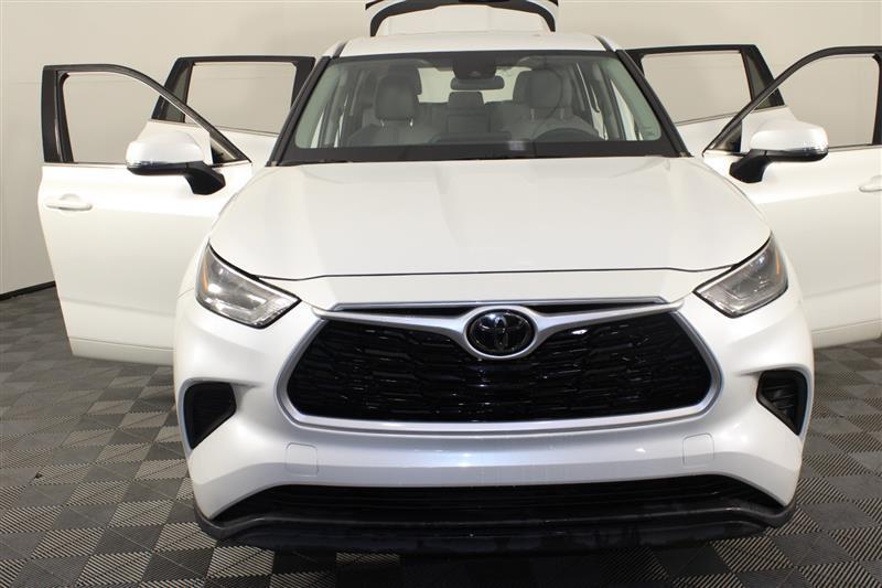 used 2022 Toyota Highlander car, priced at $20,444