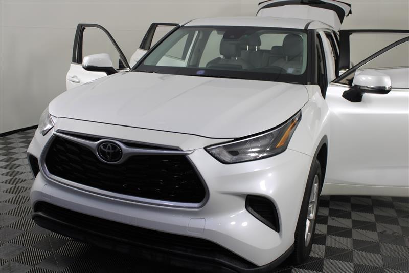 used 2022 Toyota Highlander car, priced at $20,444