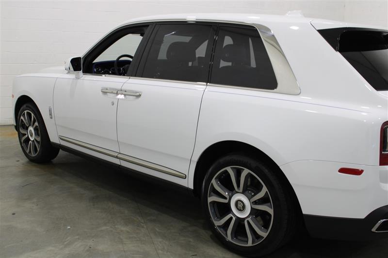 used 2022 Rolls-Royce Cullinan car, priced at $319,995