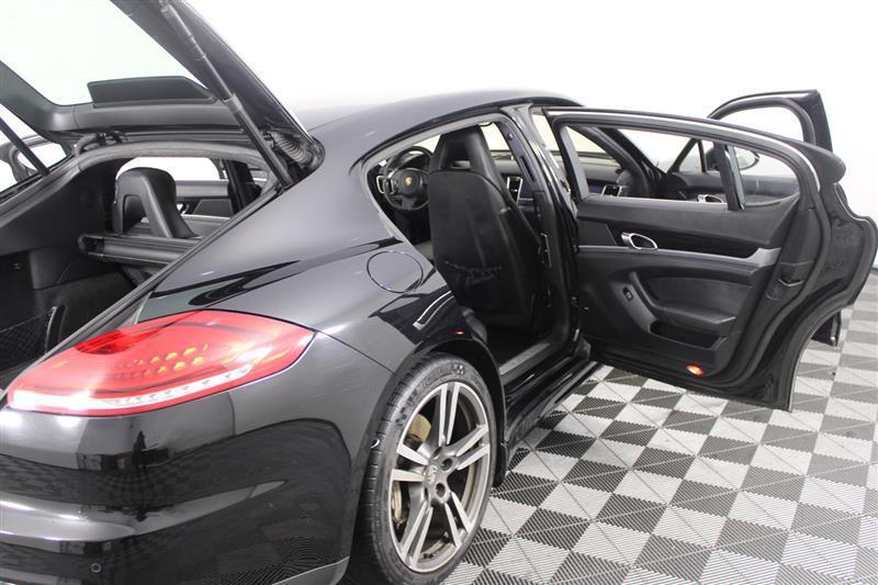 used 2014 Porsche Panamera car, priced at $25,995