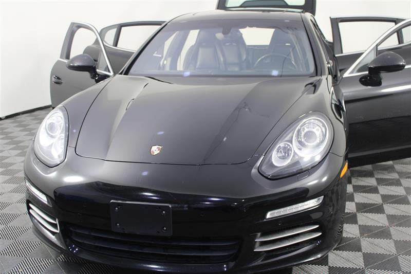 used 2014 Porsche Panamera car, priced at $25,995