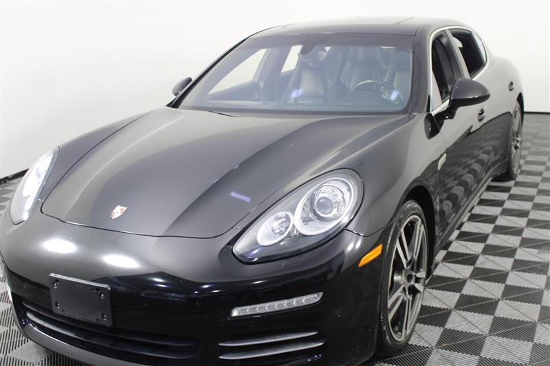 used 2014 Porsche Panamera car, priced at $25,995