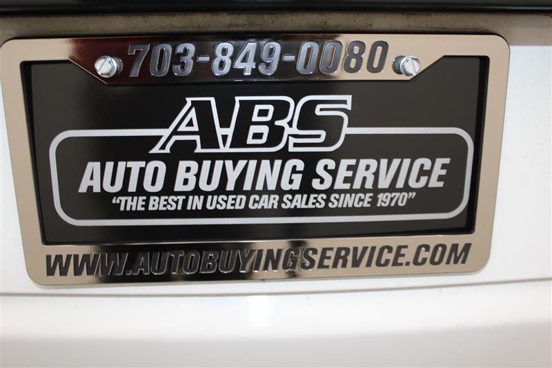 used 2018 Land Rover Range Rover car, priced at $21,444