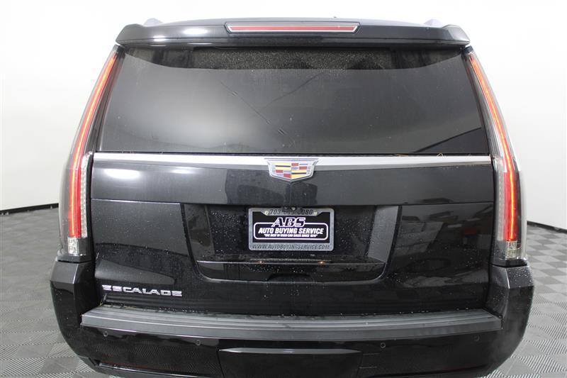 used 2018 Cadillac Escalade ESV car, priced at $33,995