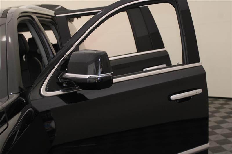 used 2018 Cadillac Escalade ESV car, priced at $33,995