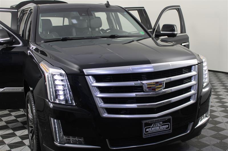 used 2018 Cadillac Escalade ESV car, priced at $33,995