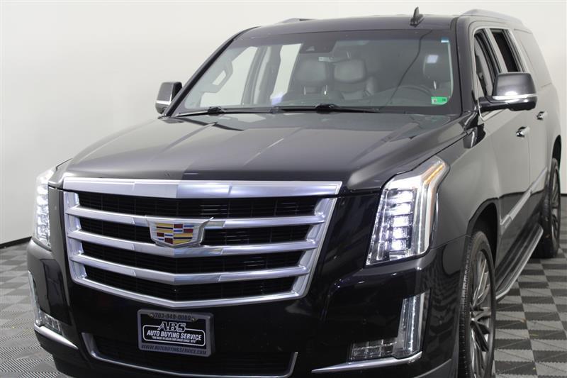 used 2018 Cadillac Escalade ESV car, priced at $33,995