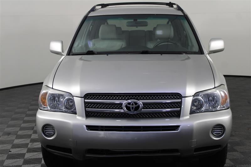 used 2006 Toyota Highlander Hybrid car, priced at $7,995