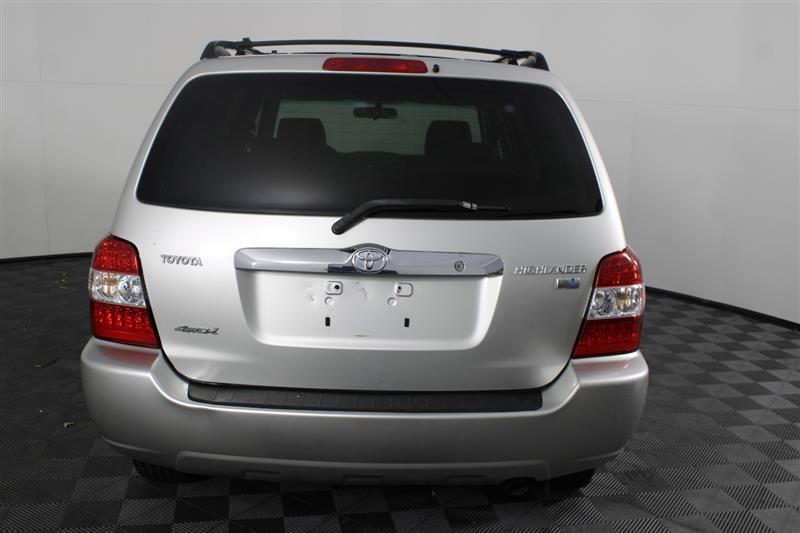 used 2006 Toyota Highlander Hybrid car, priced at $7,995