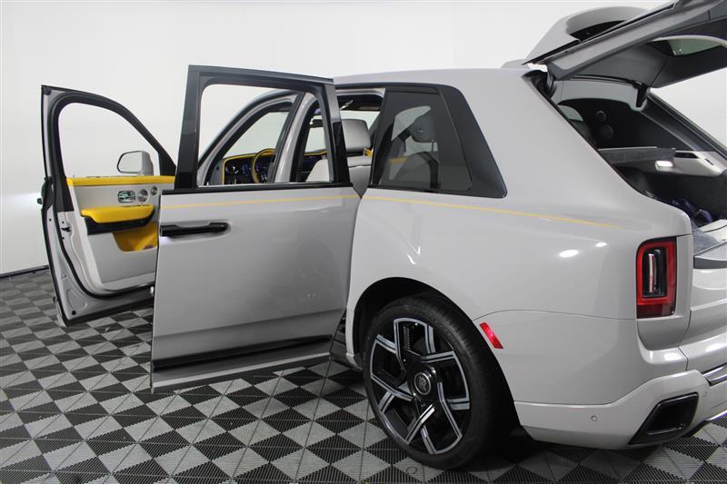 used 2025 Rolls-Royce Cullinan car, priced at $474,995