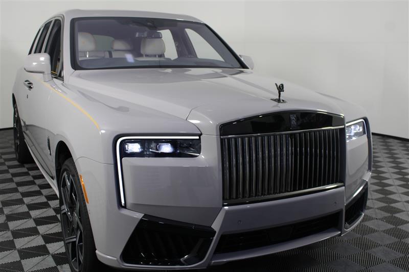 used 2025 Rolls-Royce Cullinan car, priced at $474,995
