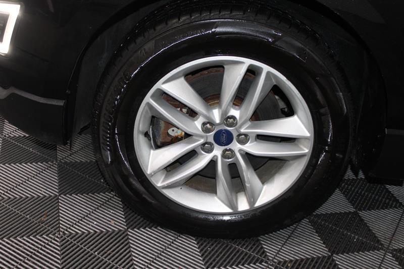 used 2015 Ford Edge car, priced at $5,995