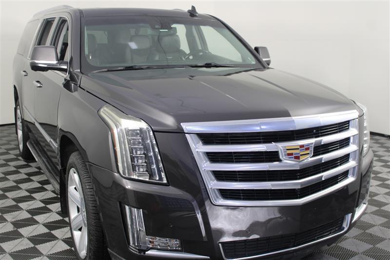 used 2016 Cadillac Escalade ESV car, priced at $18,995