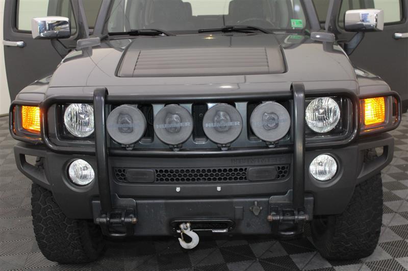 used 2008 Hummer H3 car, priced at $7,495