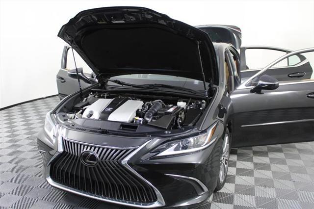 used 2019 Lexus ES 350 car, priced at $21,444