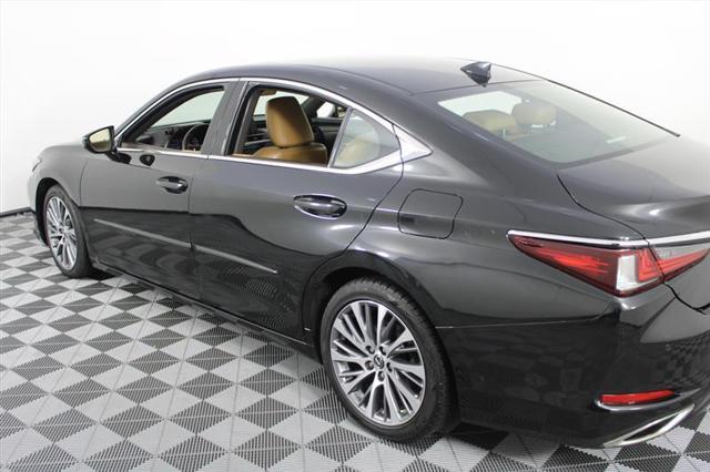 used 2019 Lexus ES 350 car, priced at $21,444