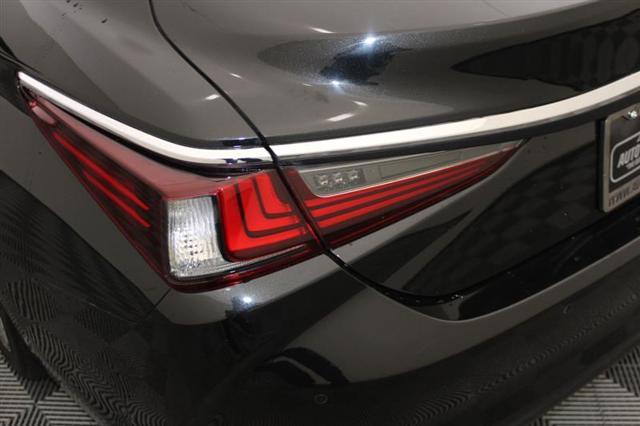 used 2019 Lexus ES 350 car, priced at $21,444