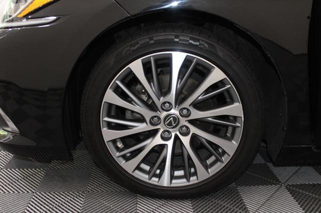 used 2019 Lexus ES 350 car, priced at $21,444