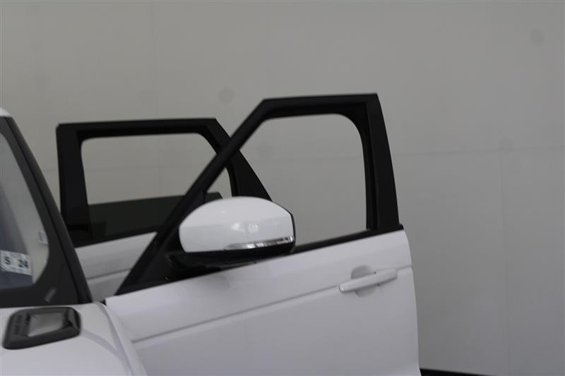 used 2019 Land Rover Range Rover Sport car, priced at $22,995