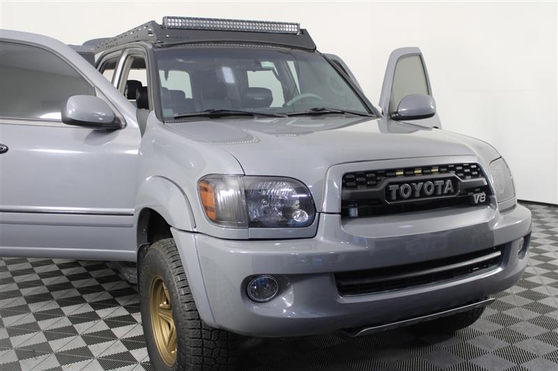 used 2006 Toyota Sequoia car, priced at $14,995