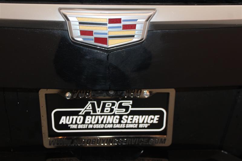 used 2017 Cadillac Escalade ESV car, priced at $26,995