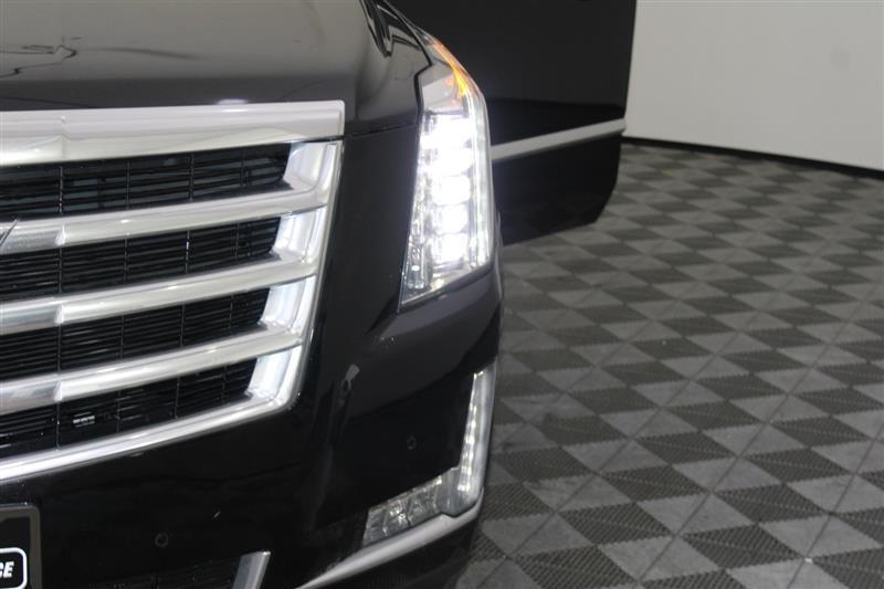 used 2017 Cadillac Escalade ESV car, priced at $26,995