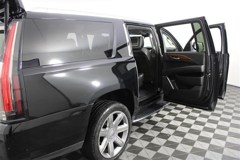 used 2017 Cadillac Escalade ESV car, priced at $26,995